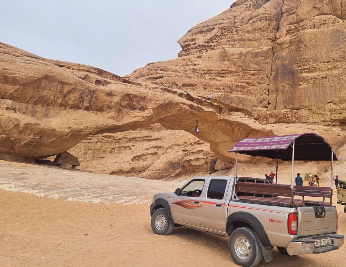 Wadi Rum Hugo Camp Eksteriør billede