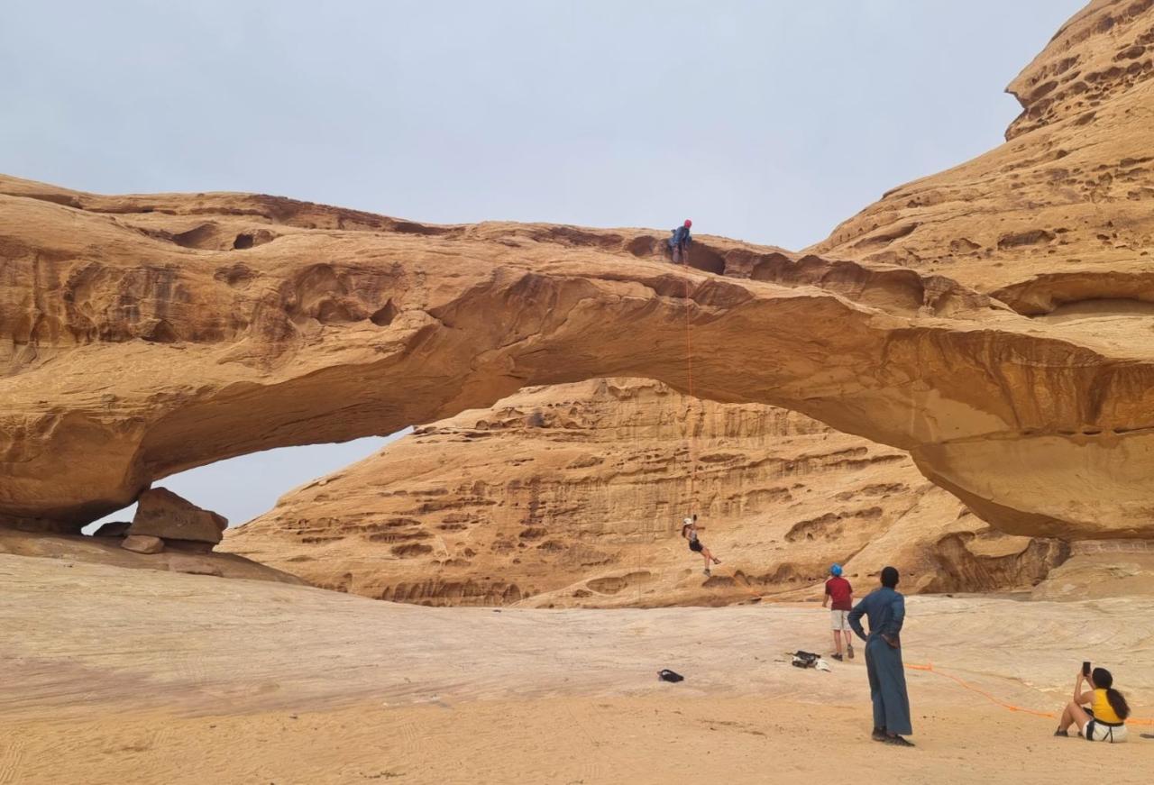 Wadi Rum Hugo Camp Eksteriør billede